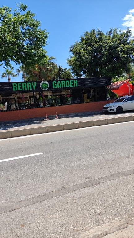 BERRY GARDEN CAFE & BISTRO fotoğraf 3