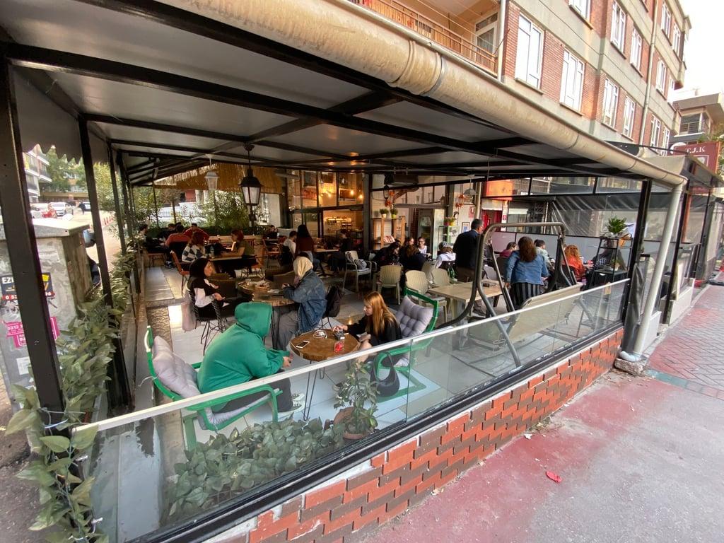 LOŞ Coffee & Cake