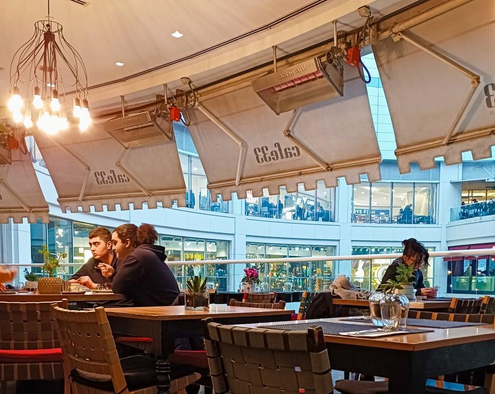 Cafe 33
