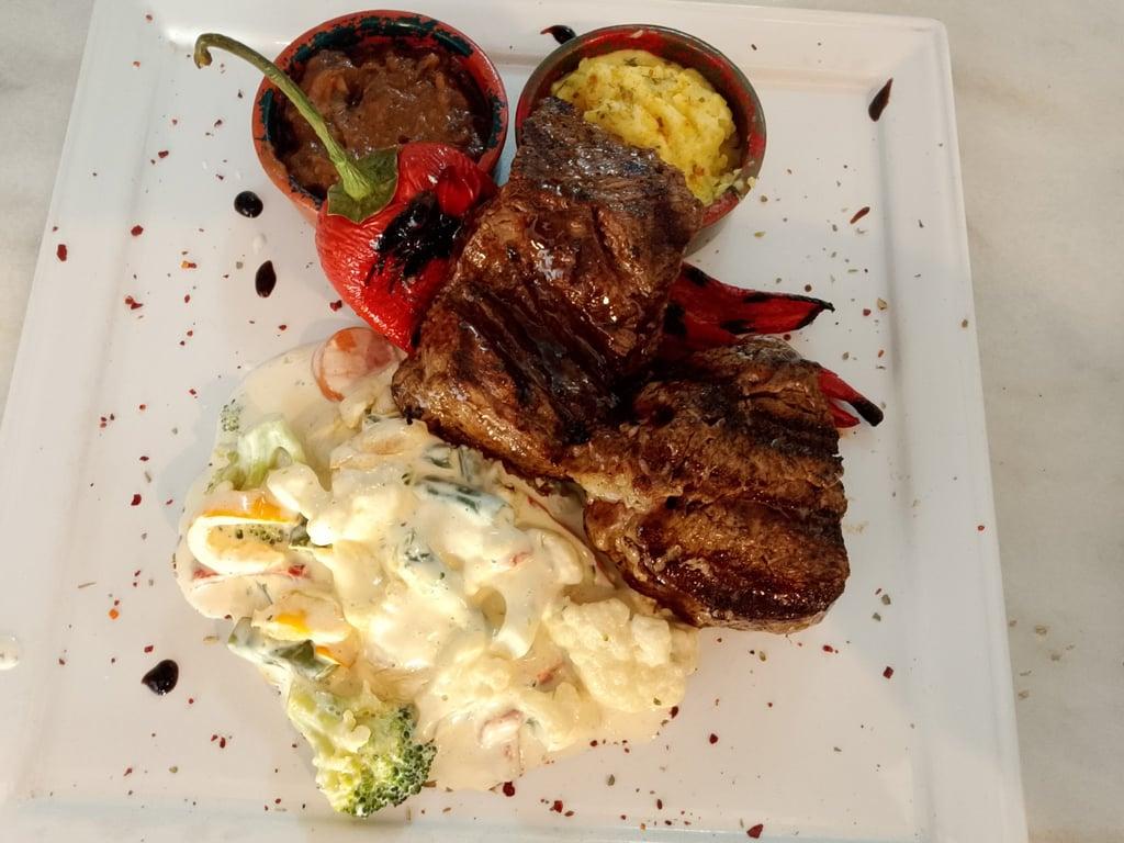 Grand Friends Fish & Steak Restaurant fotoğraf 10