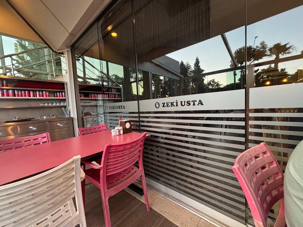 Zeki Usta Kebap Türkmenbaşı Şubesi fotoğraf 2