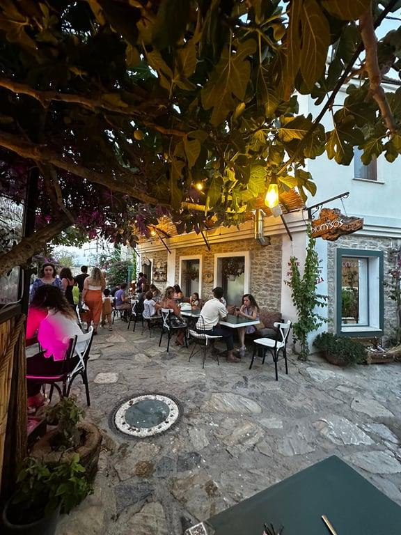 Pizza Dionysos fotoğraf 2