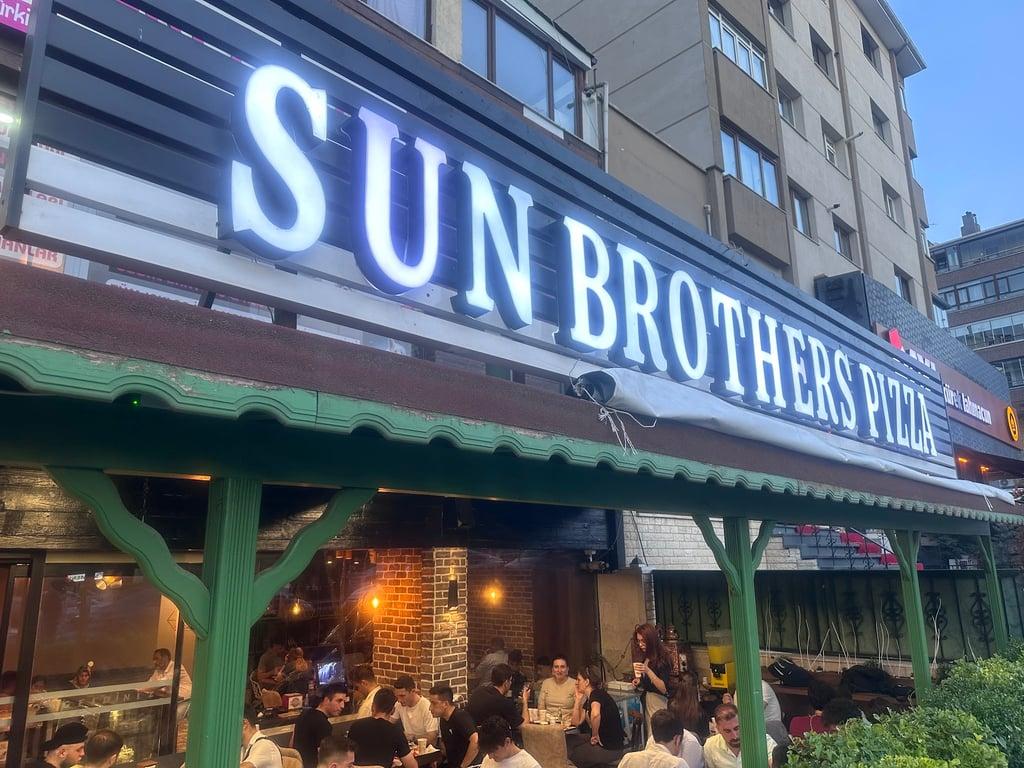 Sunbrothers Pizza Yıldız Exclusive