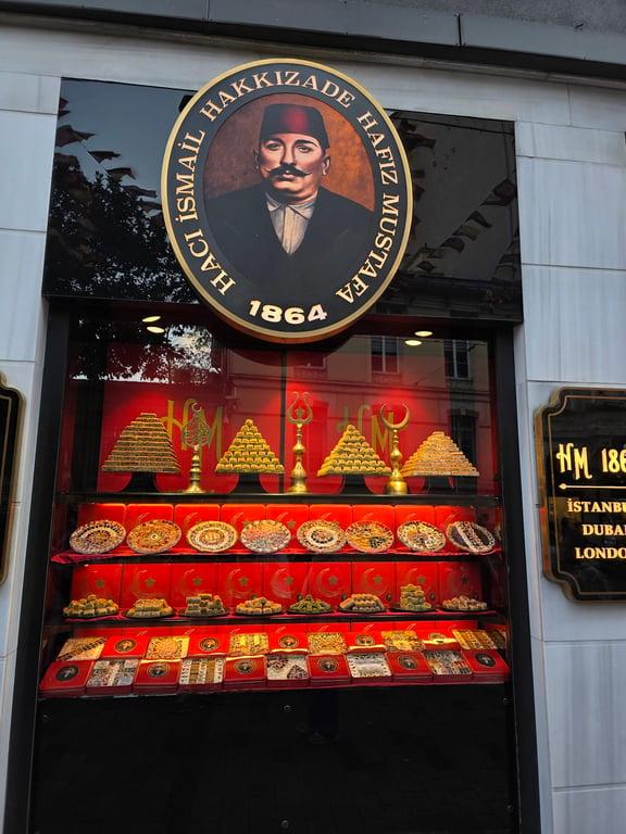 Medeniyetler Sofrası - Al Madina Restaurant İstanbul (Taksim/Beyoğlu) fotoğraf 3