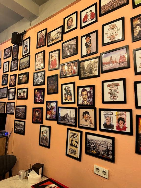 KÖZDE KEBAP DÜRÜM KARAKÖY (KEBAP HOUSE)
