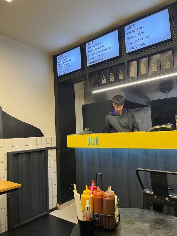 BroX Burger&More