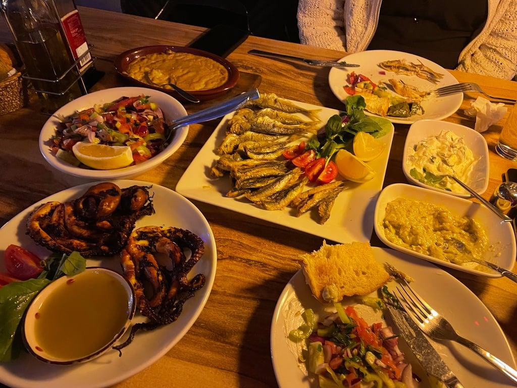 Yarımada Balık Restoran