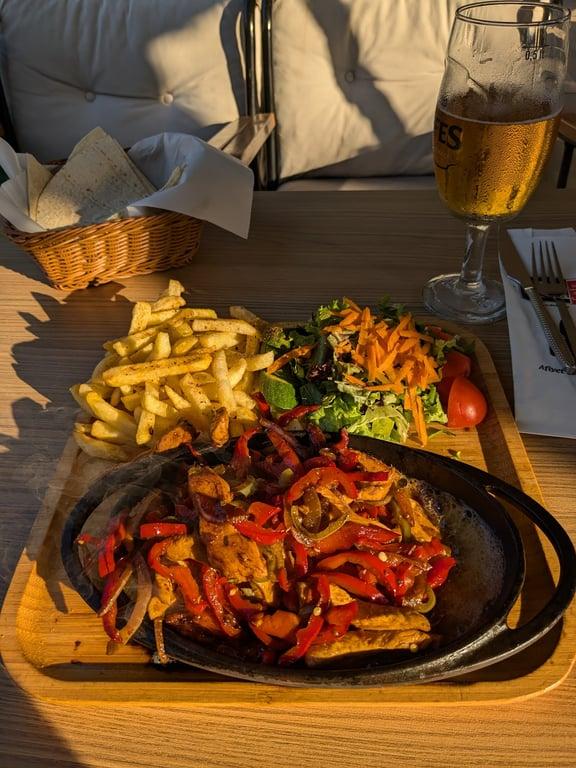 BERRY GARDEN CAFE & BISTRO fotoğraf 7