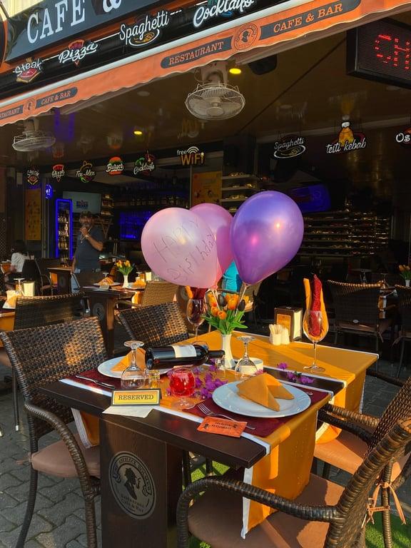 Sherlock Holmes Restaurant Cafe Bar Alanya Turkey fotoğraf 2