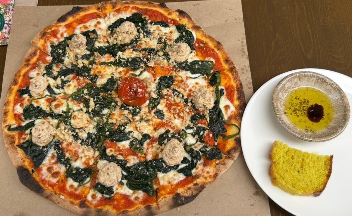Pizzeria Pazza