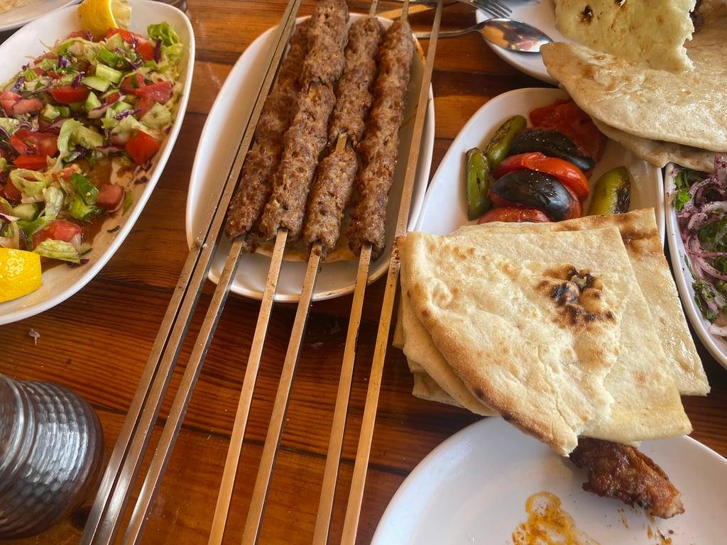Öz Salaş Kebap Salonu fotoğraf 5