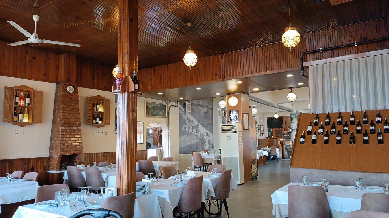 Çeşme Restaurant fotoğraf 7