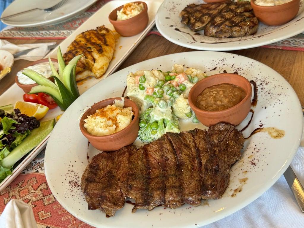 Grand Friends Fish & Steak Restaurant fotoğraf 6