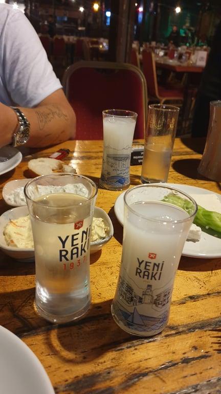 İsyan Meyhanesi fotoğraf 19
