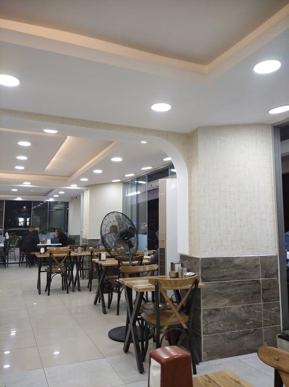 Ulus Paça Salonu