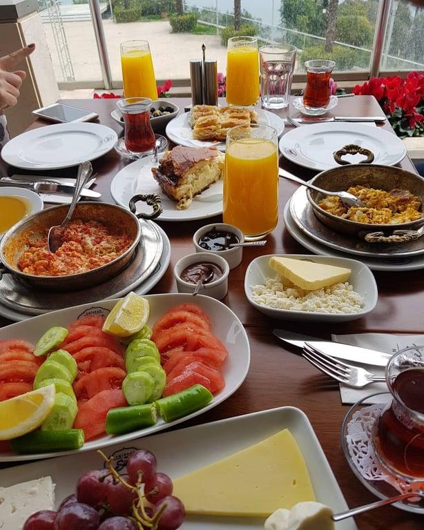 Emirgan Sütiş Park Zirve fotoğraf 4
