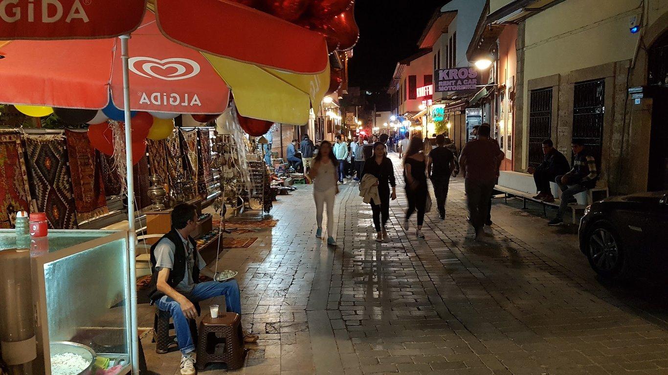 İsyan Meyhanesi fotoğraf 16