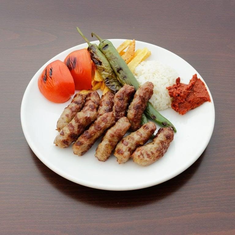 Tarihi Lezzet İnegöl Köfte ve Piyaz fotoğraf 13