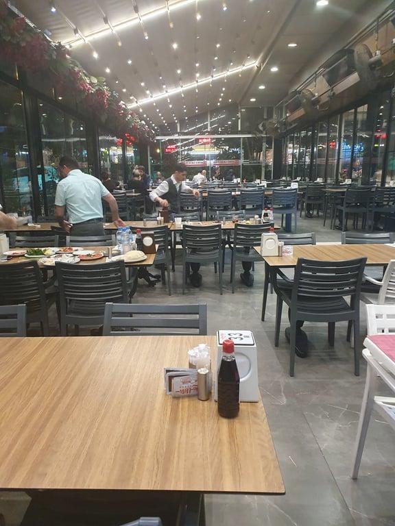 Zeki Usta Kebap Kenanevren Şubesi fotoğraf 2
