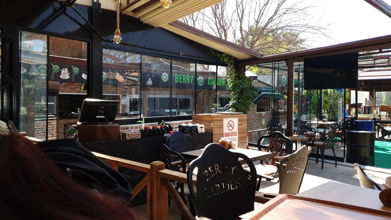 BERRY GARDEN CAFE & BISTRO fotoğraf 12