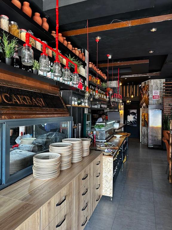 Mezze Grill Restaurant & Ocakbasi