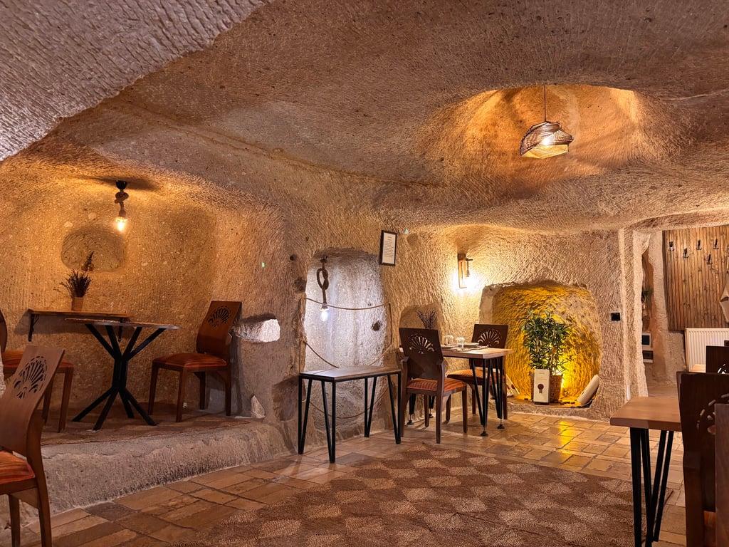 İnci Cave Restaurant