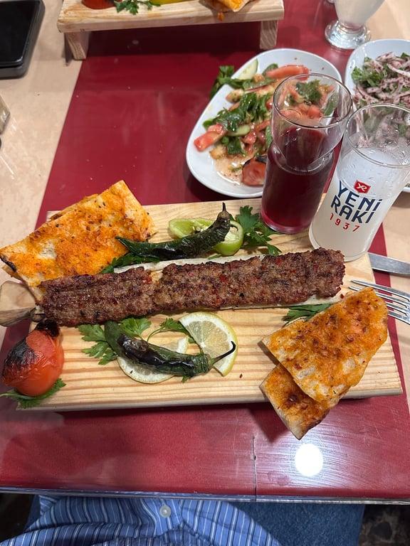Ceyhan Kebap Salonu fotoğraf 4