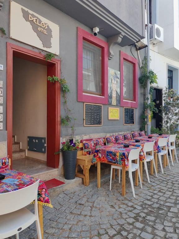 Polente Cafe bar