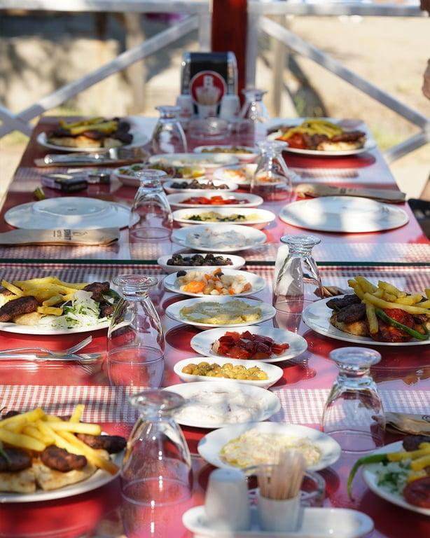 Edremit Köftecisi - Altınoluk fotoğraf 2