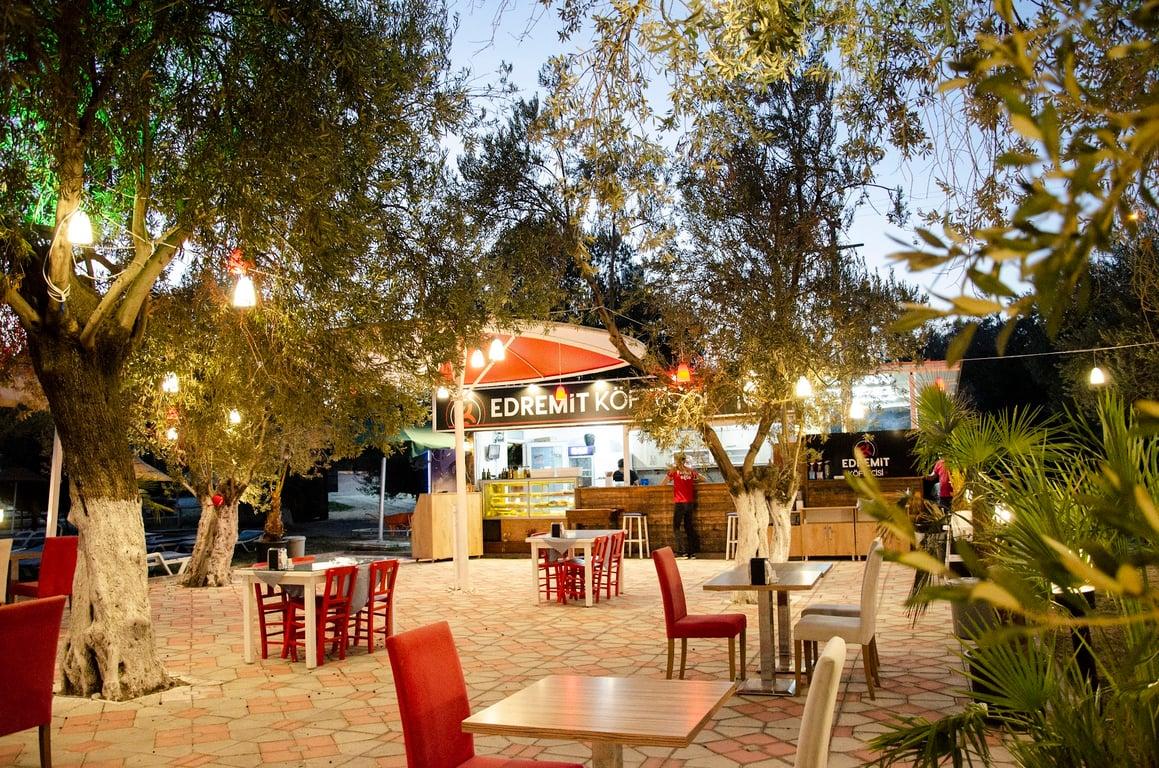 Edremit Köftecisi - Altınoluk fotoğraf 5