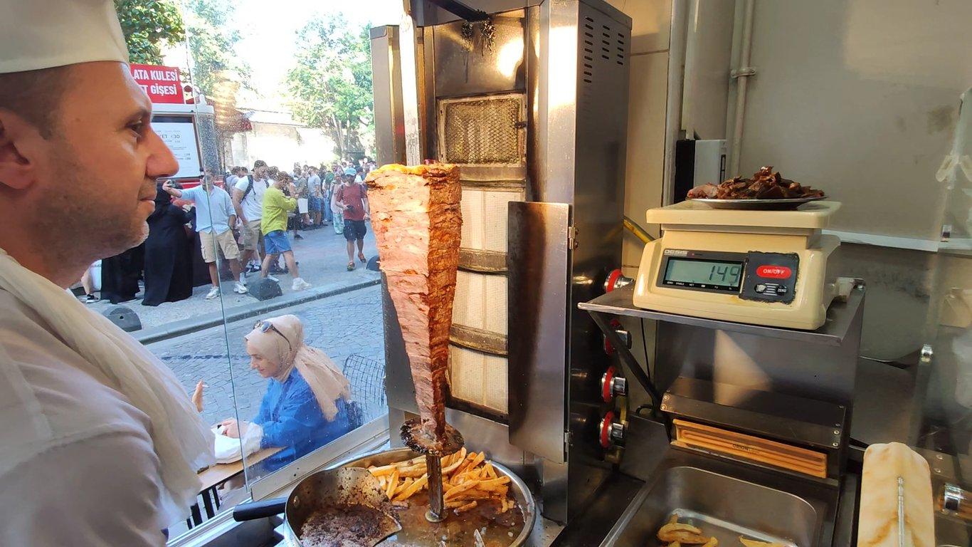 Petek Döner Galata 1971 fotoğraf 2