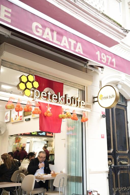 Petek Döner Galata 1971 fotoğraf 3