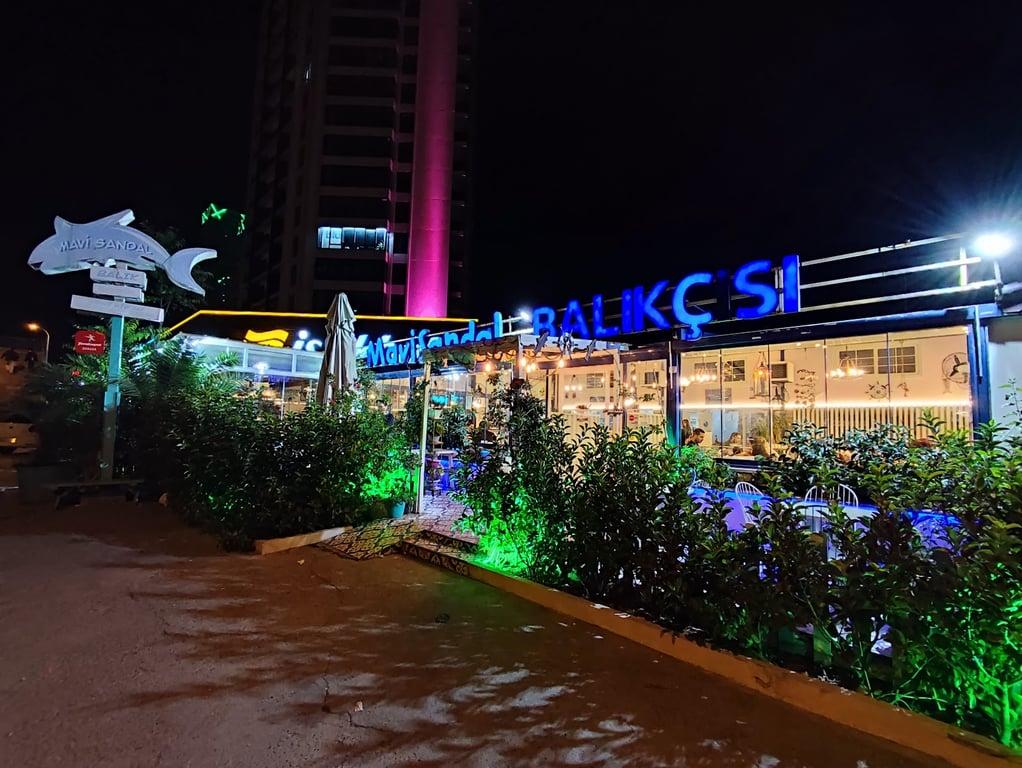 Mavi Sandal Balıkçısı fotoğraf 3