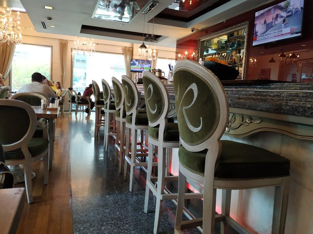 Cafe Rosso